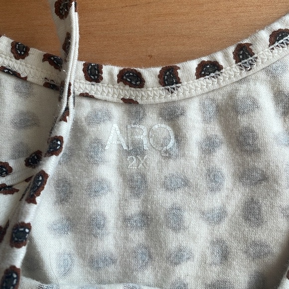 ARQ crop tank in Paisley - Picture 2 of 3